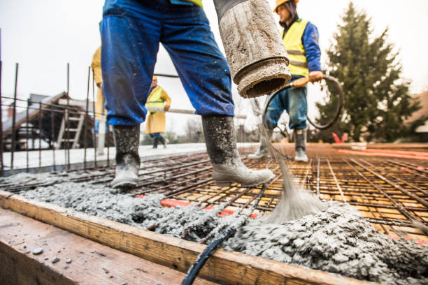 Best Concrete Driveway Installation  in Frankton, IN
